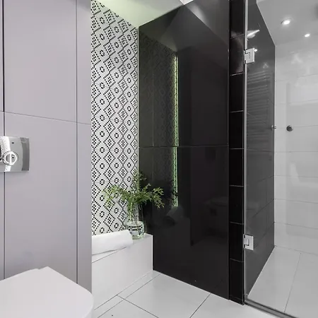 24 Premium Old Town *